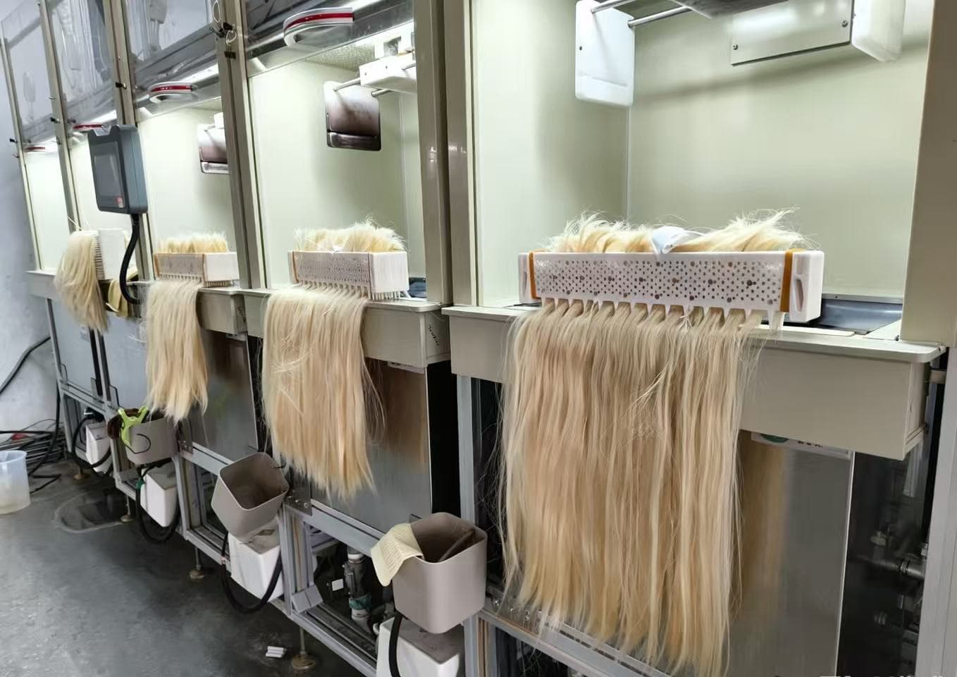 Bleaching and dyeing workshop at Prime Human Hair